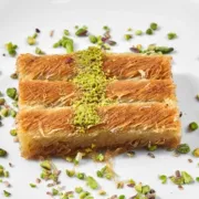 Fıstıklı Sıcak Burma Kadayıf